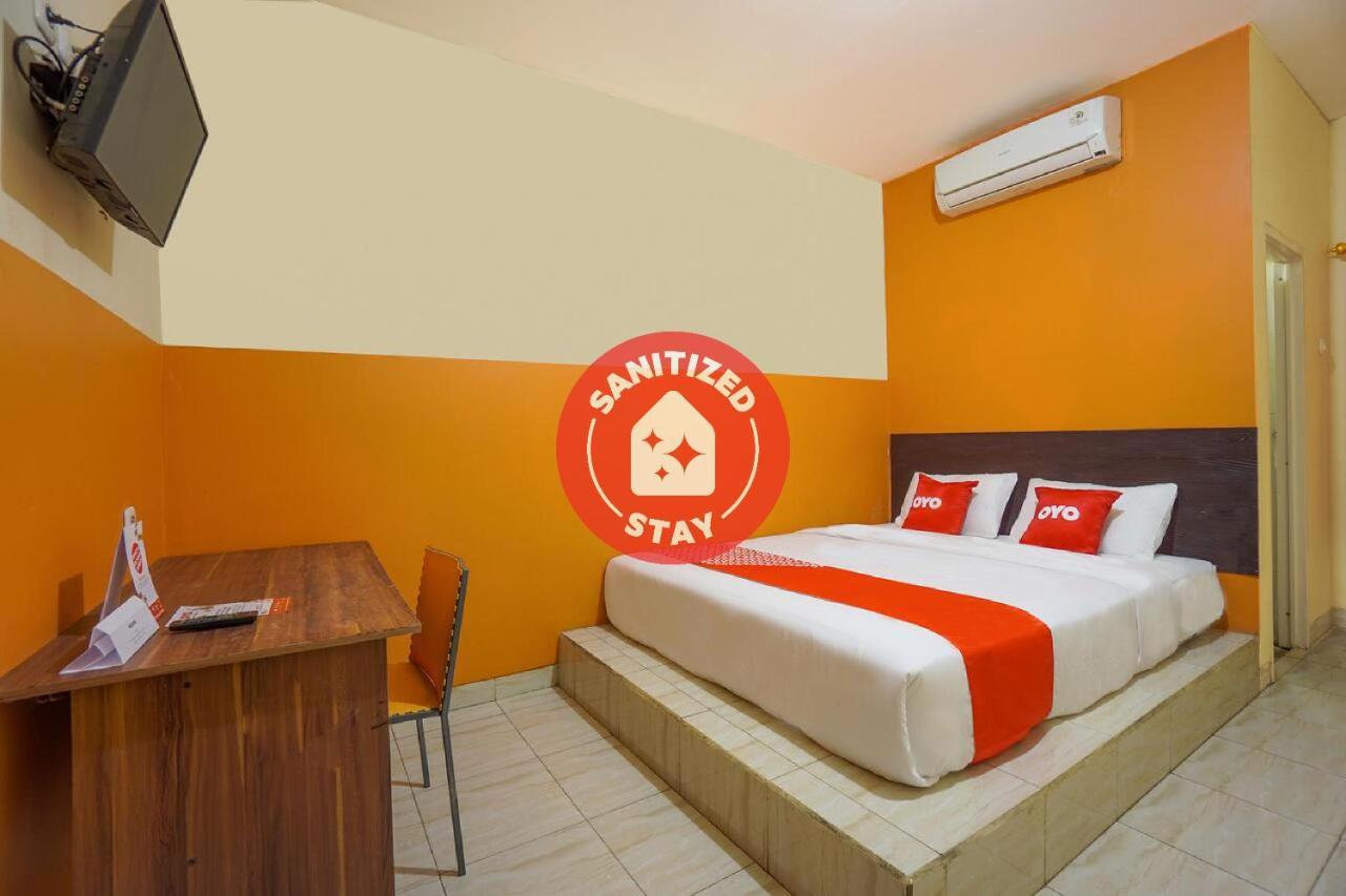 Hotel Super Oyo 2639 Oxy Townhouse Manado Zewnętrze zdjęcie