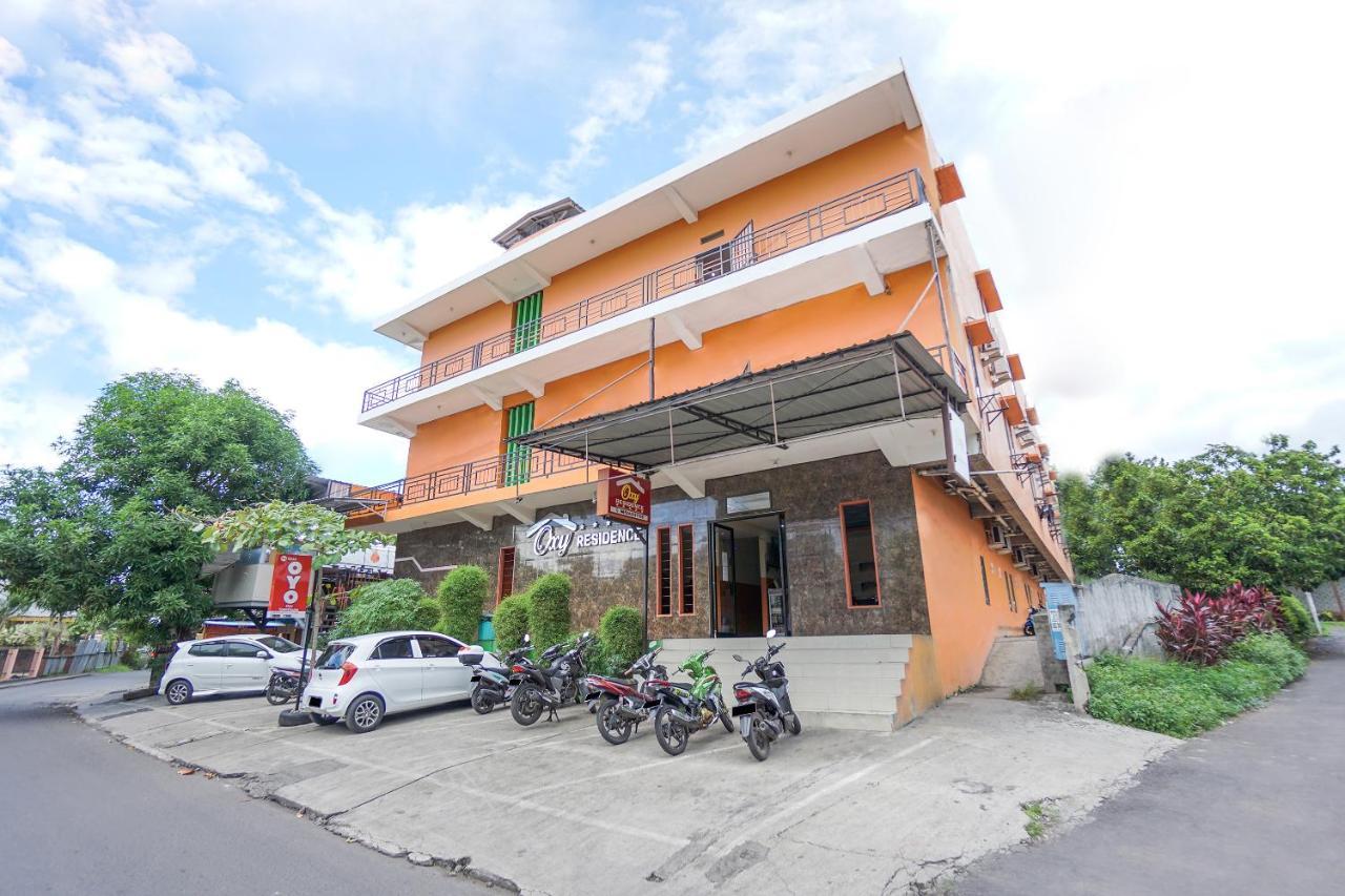 Hotel Super Oyo 2639 Oxy Townhouse Manado Zewnętrze zdjęcie